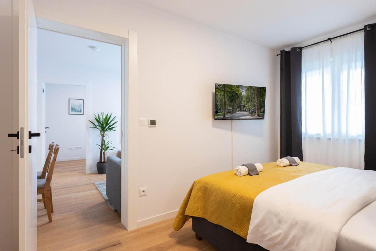 Design 2Bdr Apartment With Balcony- Free Parking Zagreb Exteriör bild