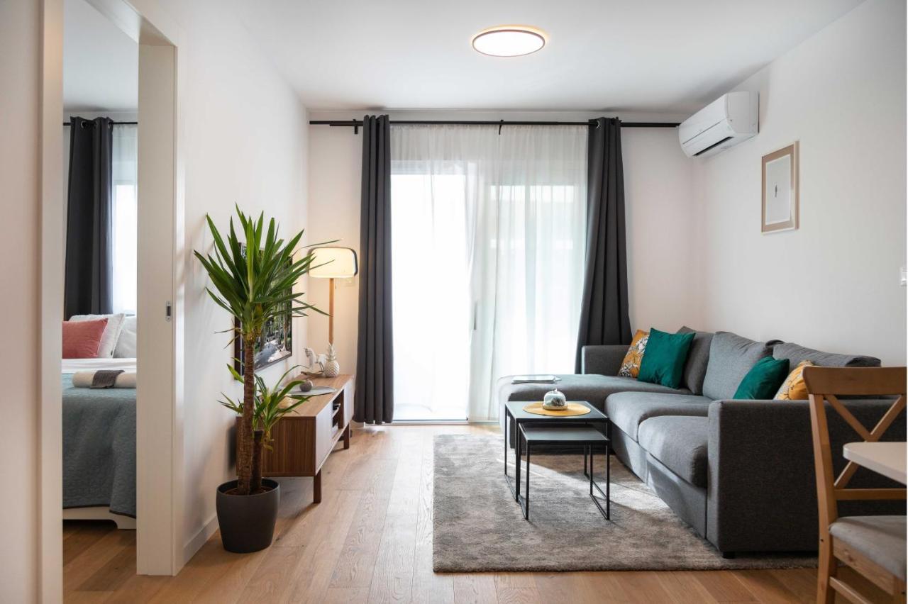 Design 2Bdr Apartment With Balcony- Free Parking Zagreb Exteriör bild