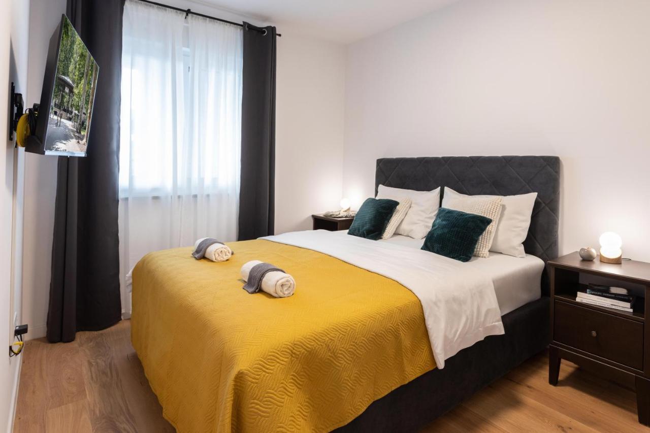 Design 2Bdr Apartment With Balcony- Free Parking Zagreb Exteriör bild