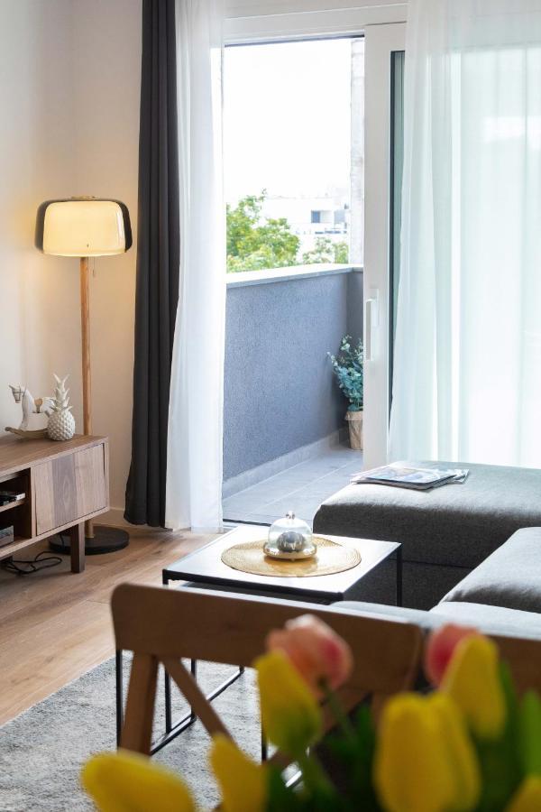 Design 2Bdr Apartment With Balcony- Free Parking Zagreb Exteriör bild
